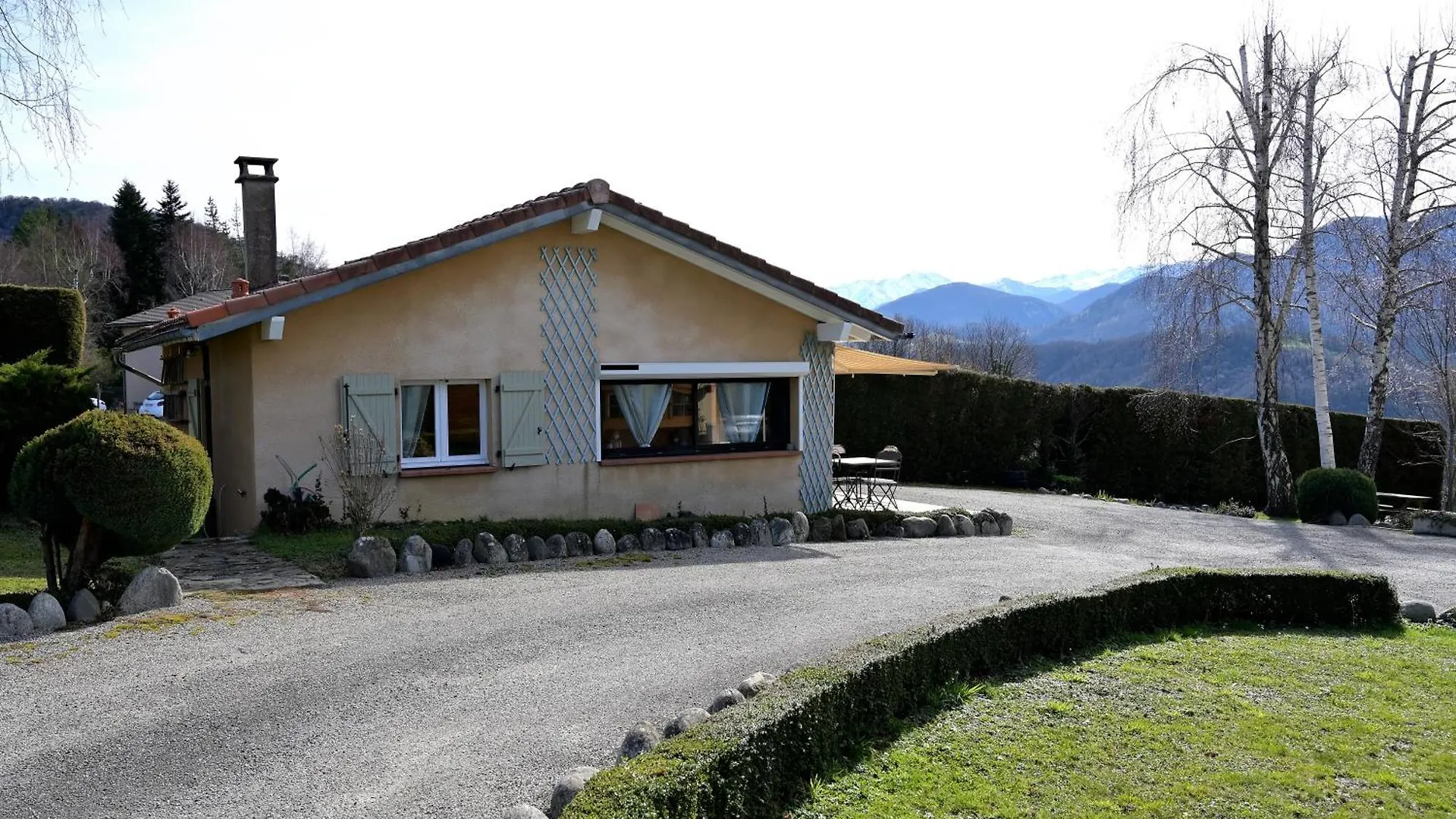 Villa Maisonnette A La Campagne Ariege à Saint-Girons