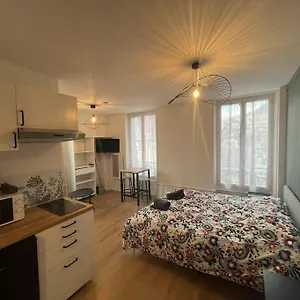 De Charme Dans Le Historique Du Grand Aix-les-Bains